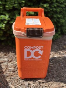 compost bucket