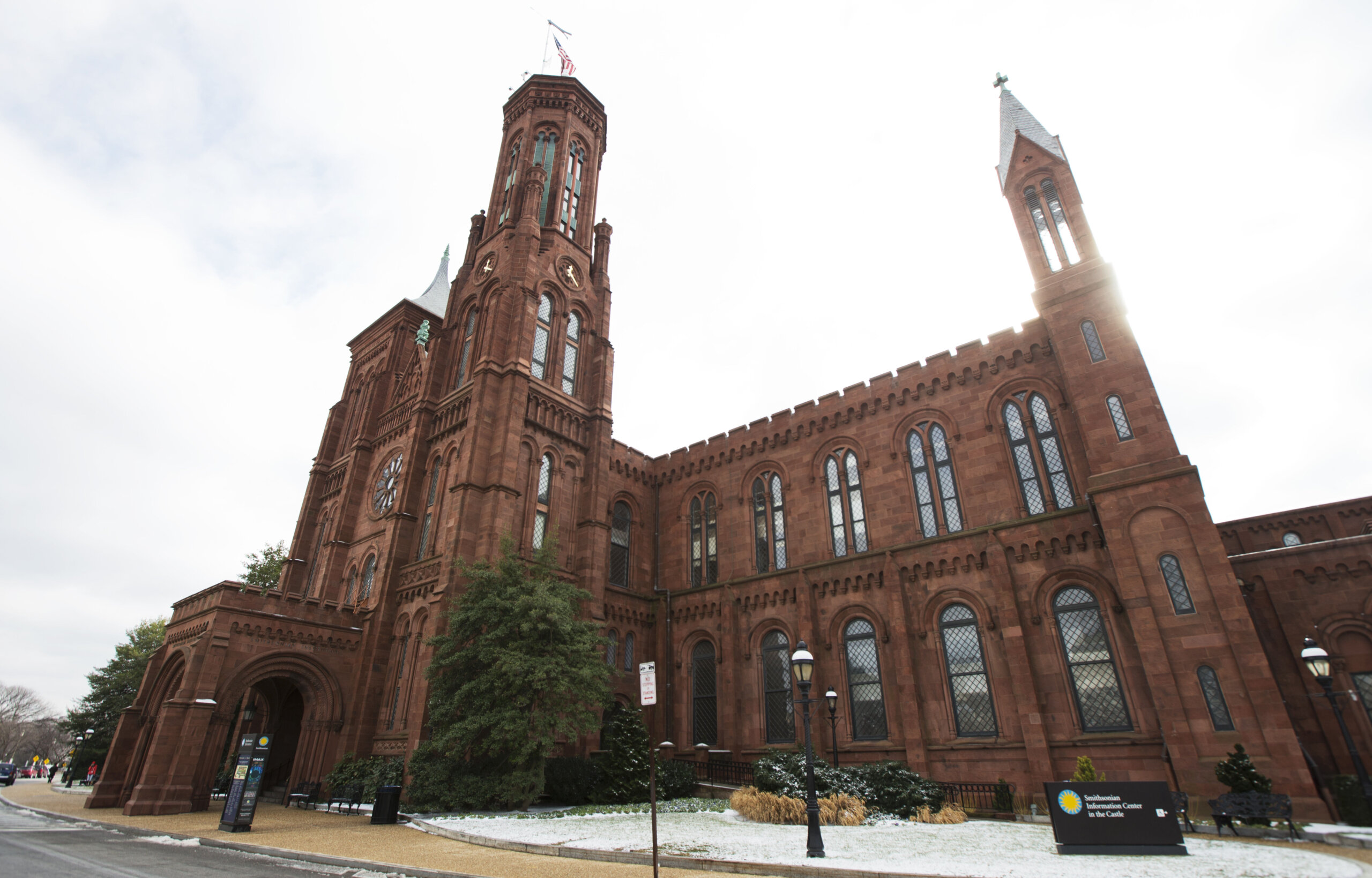 Smithsonian Statues