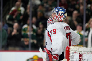 Washington Capitals goaltender Charlie Lindgren