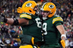 Bears Packers Football
