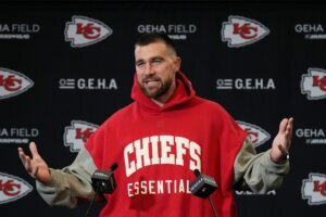 Broncos Chiefs Football