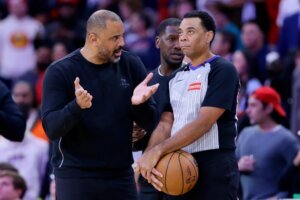 Clippers Rockets Basketball