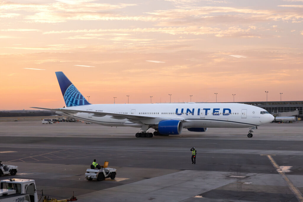 Boeing 777 prepares for takeoff