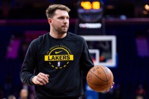 Lakers 76ers Basketball