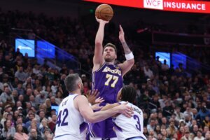 Lakers Jazz Basketball