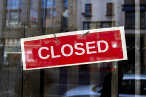 Closed sign in English