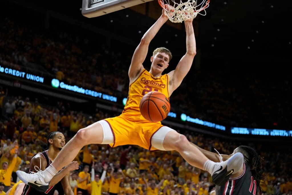 Houston Iowa St Basketball