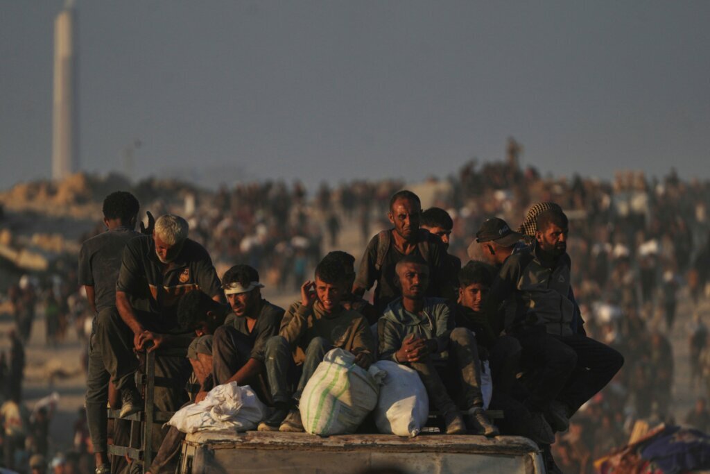 Mideast Wars Gaza Aid