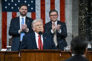 Trump pide exigir identificación a los votantes en su discurso sobre el Estado de la Unión
