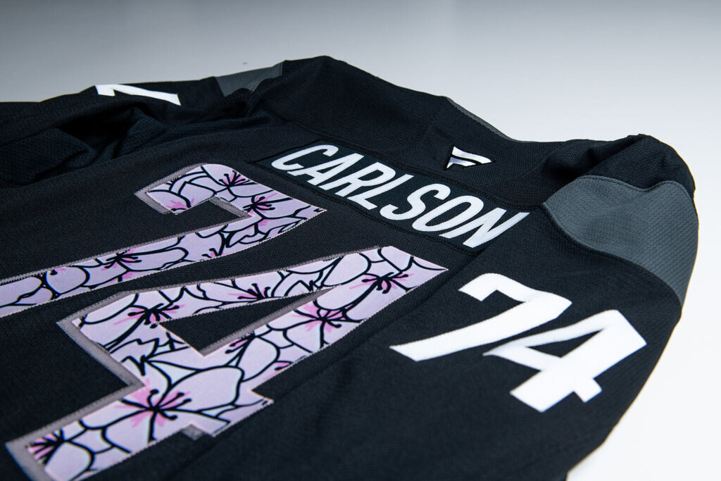 Players’ numbers on the back will also display pink blossom patterns.
