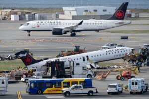 NY LaGuardia Crash