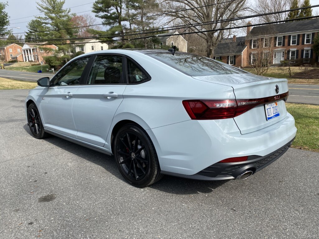 This one also looks great in what’s called Monument Gray, but which has strong undertones of blue, too.