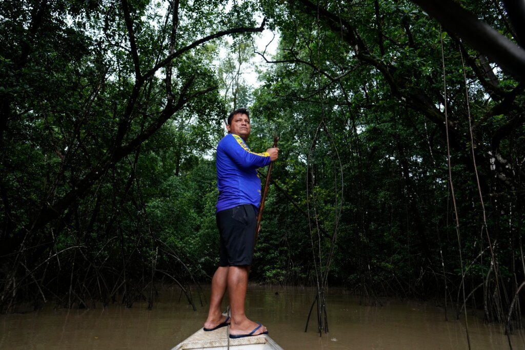 APTOPIX Brazil Amazon Oil