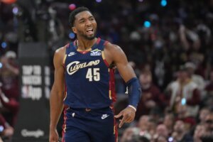 APTOPIX Raptors Cavaliers Basketball