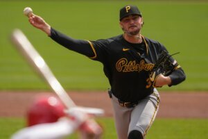 Pirates Reds Baseball