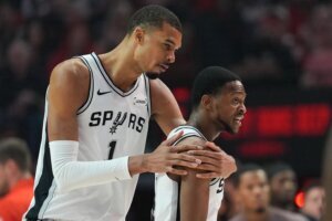 Spurs Trail Blazers Basketball