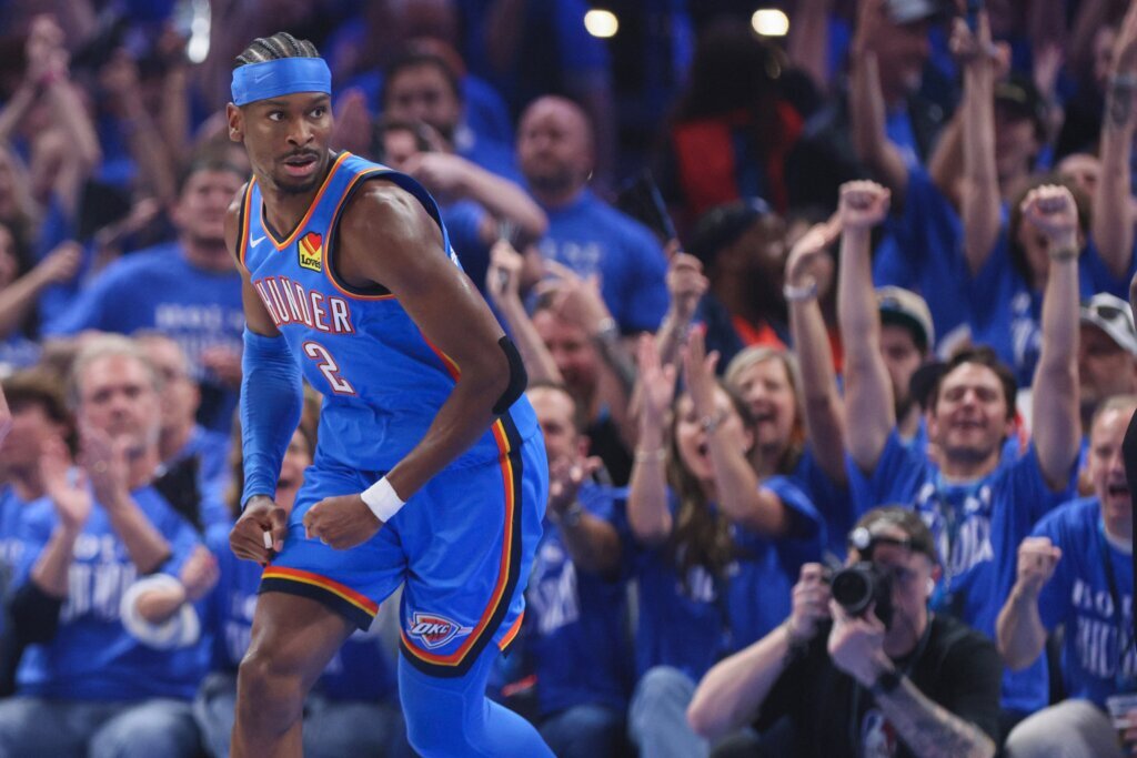 Suns Thunder Basketball
