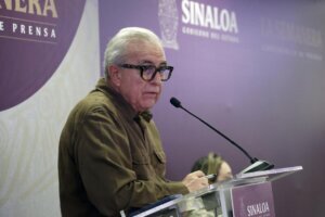Congreso de Sinaloa aprueba la licencia temporal de Rocha Moya, acusado por EE.UU.