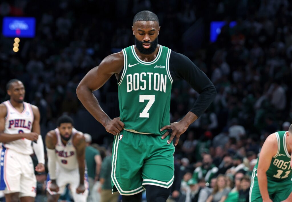 76ers Celtics Basketball