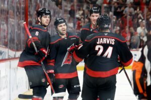 Flyers Hurricanes Hockey