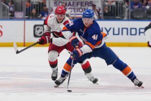 Hurricanes Islanders Hockey