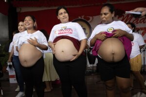 Una embarazada de mellizos gana el concurso "La Madre Panza 2026″ en Nicaragua