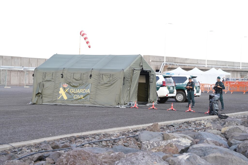 The Ministers Of Health, The Interior And Territorial Policy And The Director general Of The Who Arrive In Tenerife