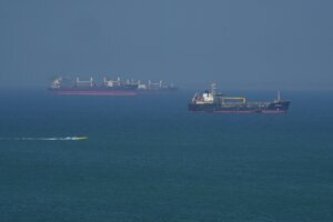 US And Iranian Negotiators Deadlocked Over Strait Of Hormuz Negotiations