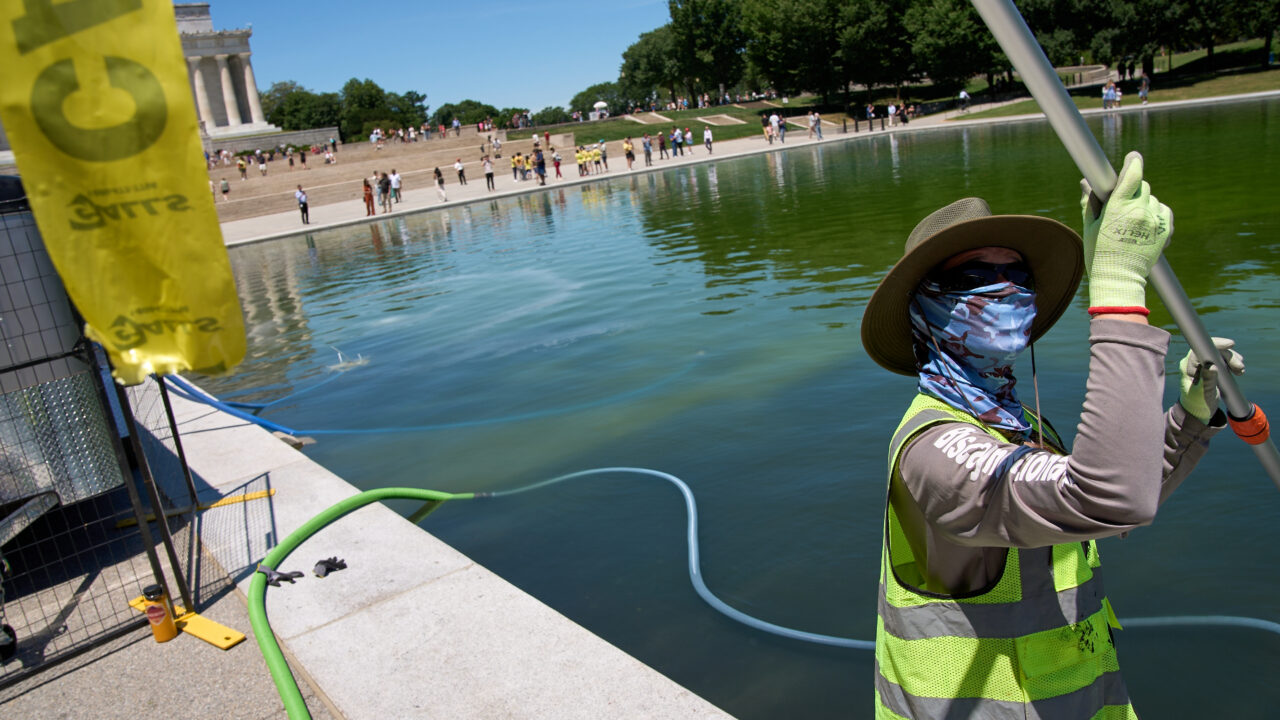 Reflecting Pool Cleaning