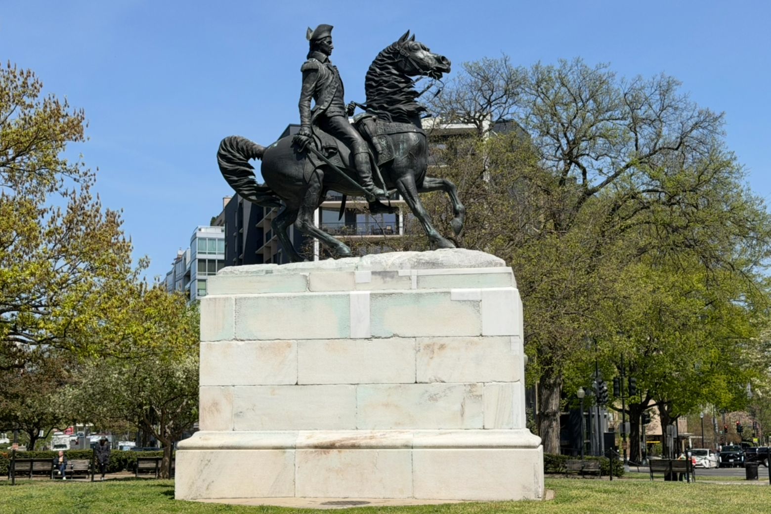 Statue Washington Circle