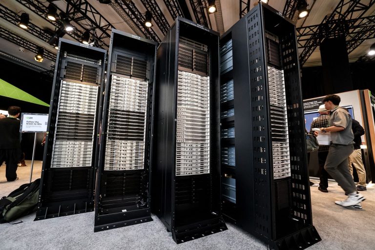 Cnn L19jb21wb25lbnRzL2ltYWdlL2luc3RhbmNlcy9jbXQzaDFoYW4wMDAwM2I2czRkMzFlbjNi L19jb21wb25lbnRzL2FydGljbGUvaW5zdGFuY2VzL2NtdDMxYndoODAwMnMyN3AxYzBzbzFxMjU=